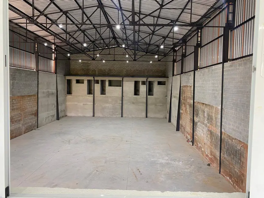 Foto 2 de Sala Comercial para alugar, 636m2 em Mairipora - SP