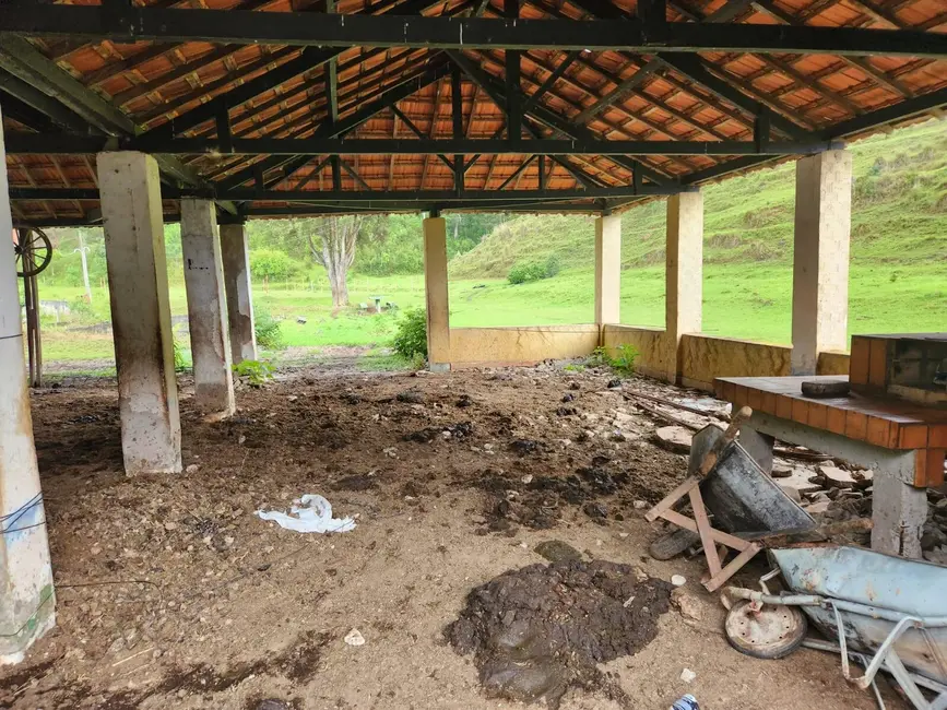 Foto 7 de Chácara com 3 quartos à venda, 400m2 em Nazare Paulista - SP