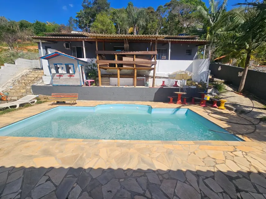 Foto 2 de Chácara com 3 quartos à venda, 160m2 em Nazare Paulista - SP