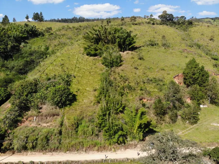 Foto 2 de Terreno / Lote à venda, 2500m2 em Serra Negra - SP