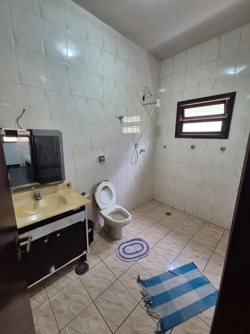 Sítio / Rancho com 3 quartos à venda, 350m2 em Nazare Paulista - SP - imagem 6 Foto 6 de Sítio / Rancho com 3 quartos à venda, 350m2 em Nazare Paulista - SP