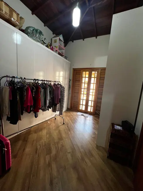 Foto 33 de Chácara à venda em Pirituba, Aruja - SP