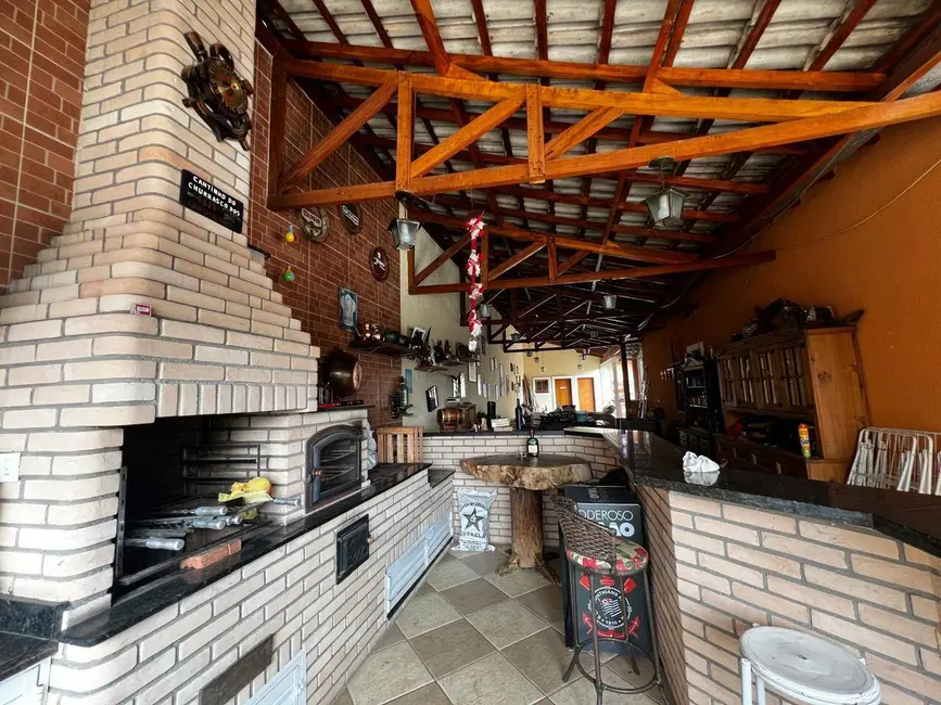 Foto 30 de Chácara à venda em Pirituba, Aruja - SP