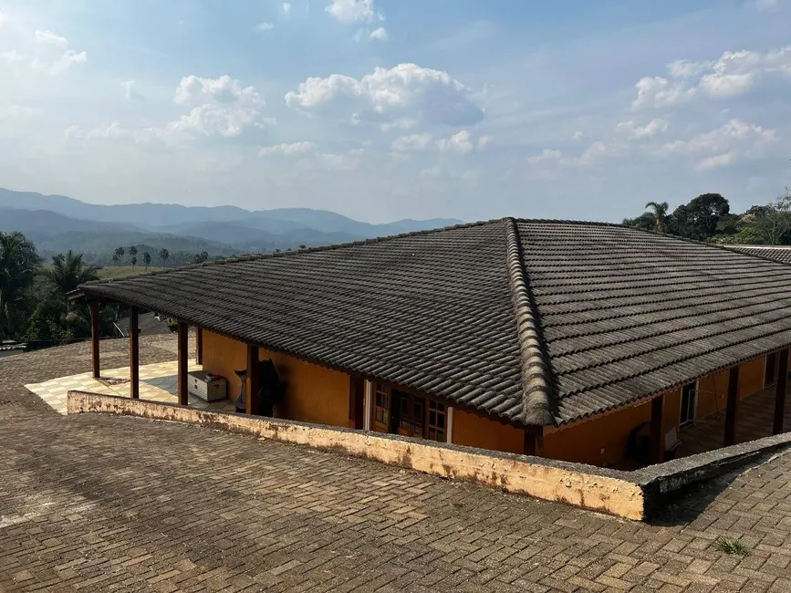 Foto 2 de Chácara à venda e para alugar em Pirituba, Aruja - SP