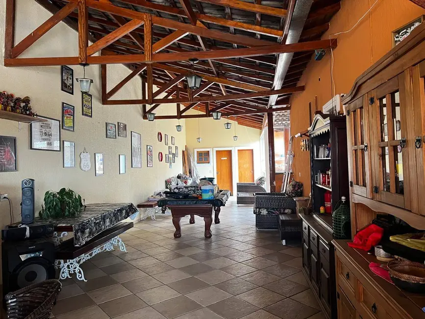 Foto 35 de Chácara à venda em Pirituba, Aruja - SP