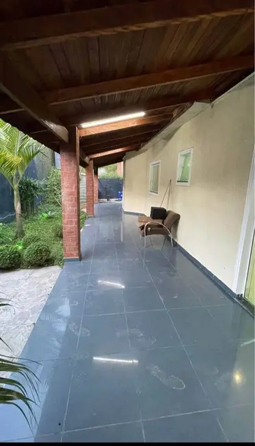Foto 5 de Chácara com 4 quartos à venda, 200m2 em Aruja - SP