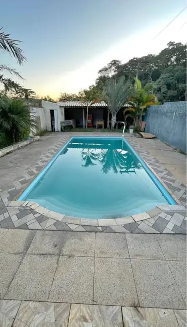 Foto 2 de Chácara com 4 quartos à venda, 200m2 em Aruja - SP