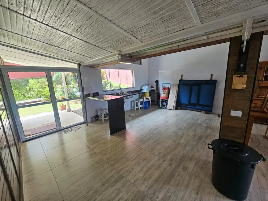 Foto 5 de Chácara à venda em Igarata - SP