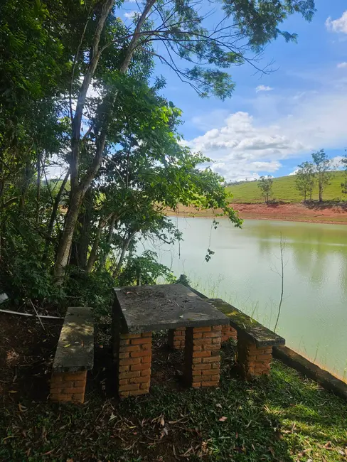 Foto 3 de Chácara com 3 quartos à venda, 250m2 em Igarata - SP