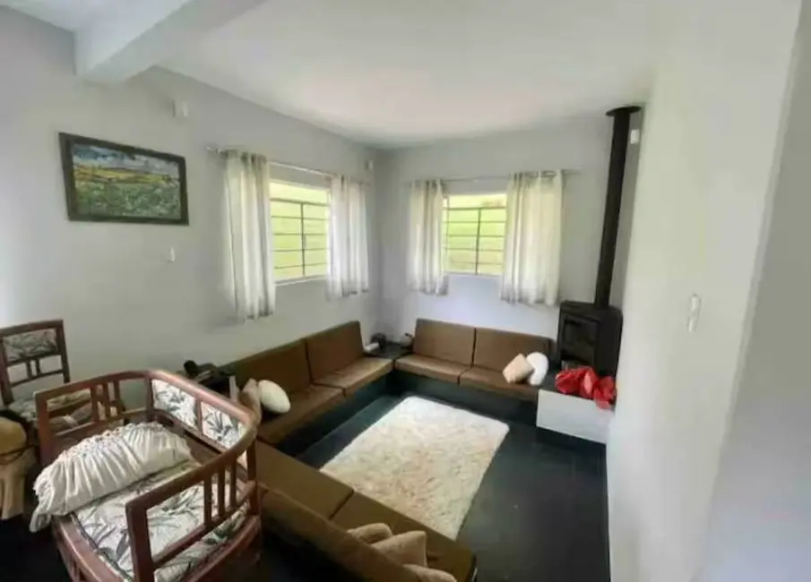 Chácara com 4 quartos à venda, 394m2 em Igarata - SP - imagem 6 Foto 6 de Chácara com 4 quartos à venda, 394m2 em Igarata - SP