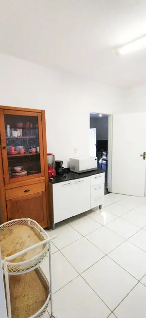 Chácara com 4 quartos à venda, 394m2 em Igarata - SP - imagem 9 Foto 9 de Chácara com 4 quartos à venda, 394m2 em Igarata - SP