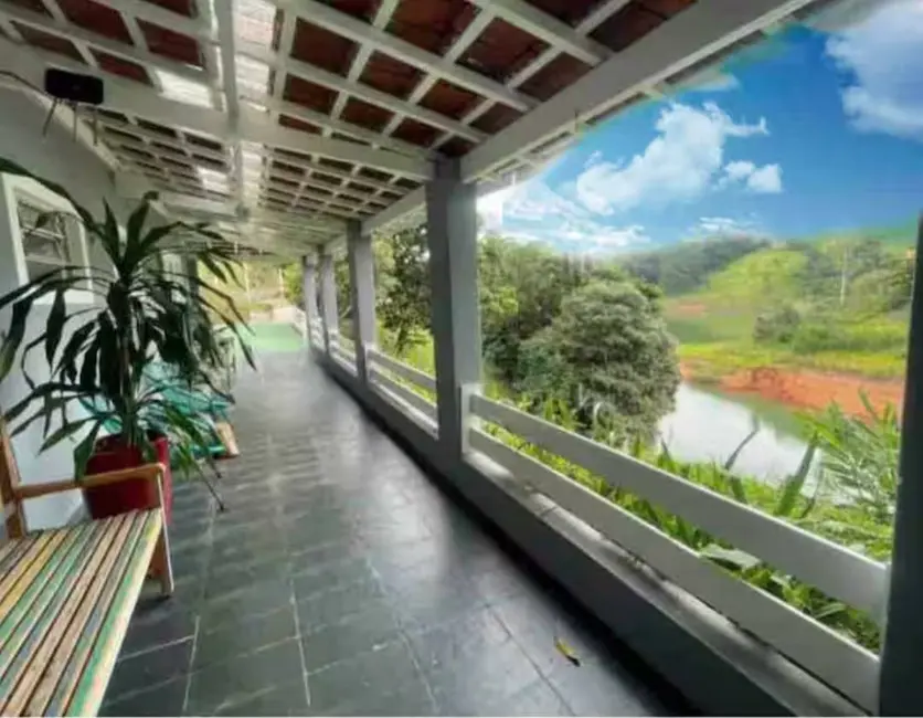 Chácara com 4 quartos à venda, 394m2 em Igarata - SP - imagem 8 Foto 8 de Chácara com 4 quartos à venda, 394m2 em Igarata - SP