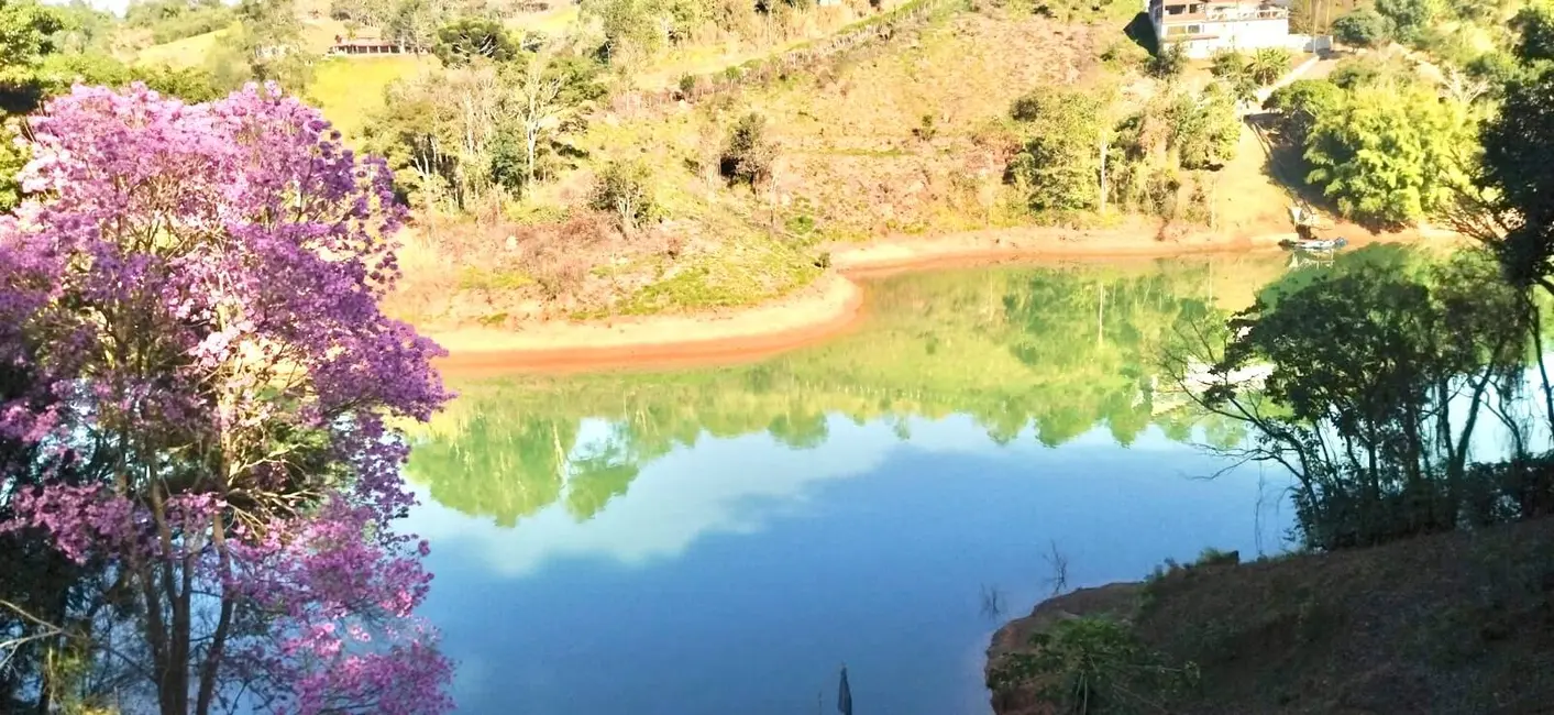 Chácara com 4 quartos à venda, 394m2 em Igarata - SP - imagem 1 Foto 1 de Chácara com 4 quartos à venda, 394m2 em Igarata - SP