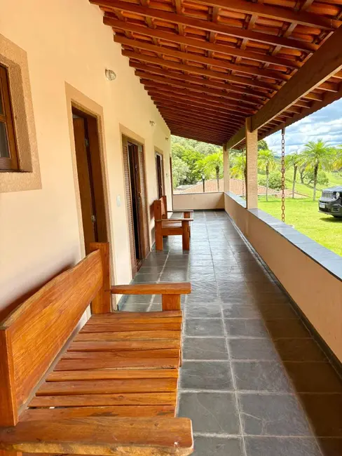 Foto 9 de Chácara com 3 quartos à venda, 167m2 em Nazare Paulista - SP