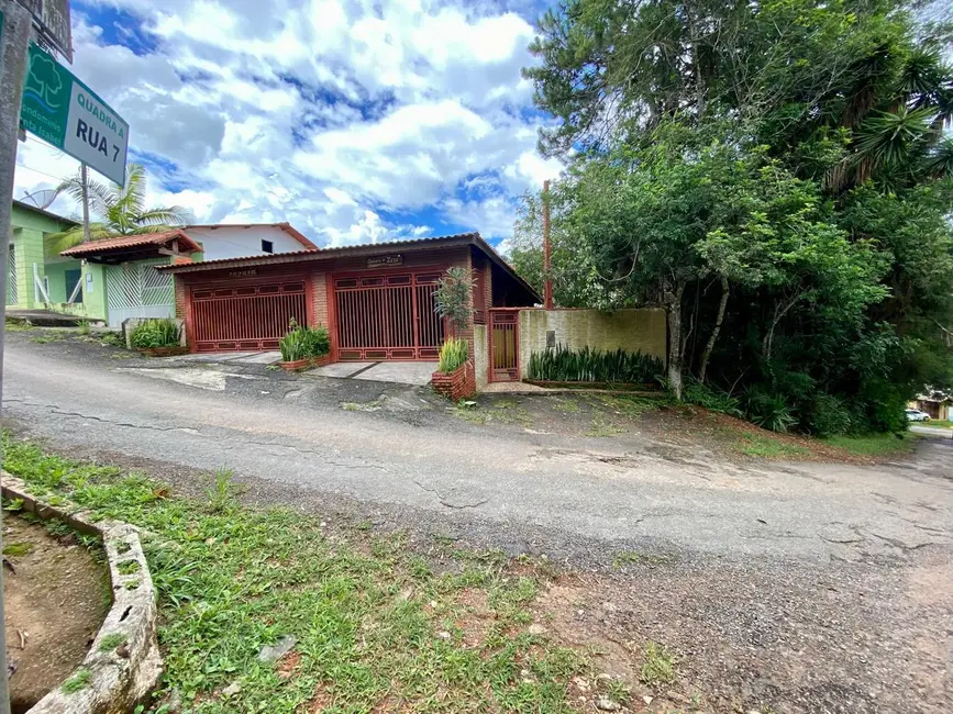 Foto 8 de Chácara com 3 quartos à venda, 200m2 em Santa Isabel - SP