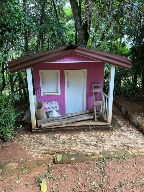 Foto 4 de Chácara com 3 quartos à venda, 200m2 em Santa Isabel - SP