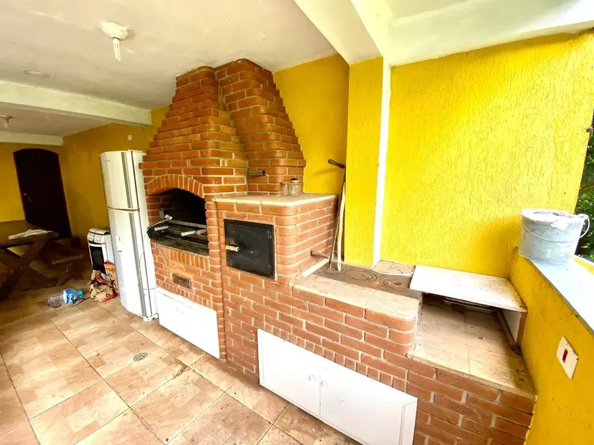 Foto 3 de Chácara com 3 quartos à venda, 200m2 em Santa Isabel - SP