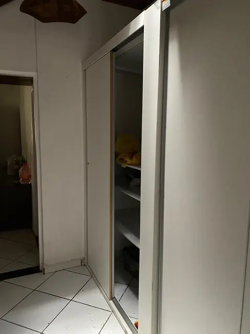 Foto 6 de Chácara com 3 quartos à venda, 200m2 em Santa Isabel - SP