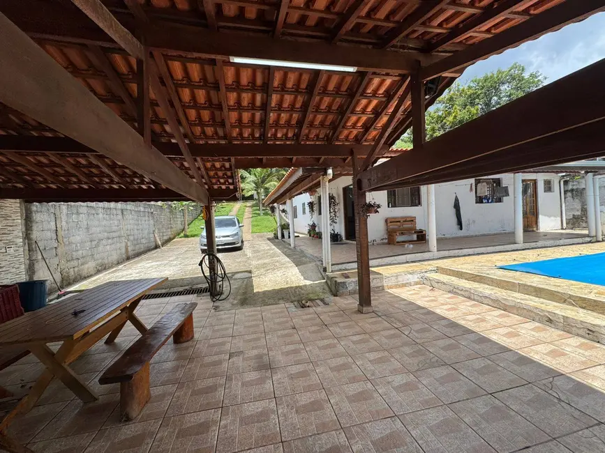 Chácara com 3 quartos à venda, 250m2 em Guarulhos - SP - imagem 2 Foto 2 de Chácara com 3 quartos à venda, 250m2 em Guarulhos - SP