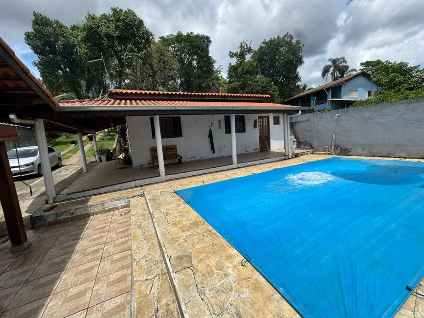 Chácara com 3 quartos à venda, 250m2 em Guarulhos - SP - imagem 1 Foto 1 de Chácara com 3 quartos à venda, 250m2 em Guarulhos - SP