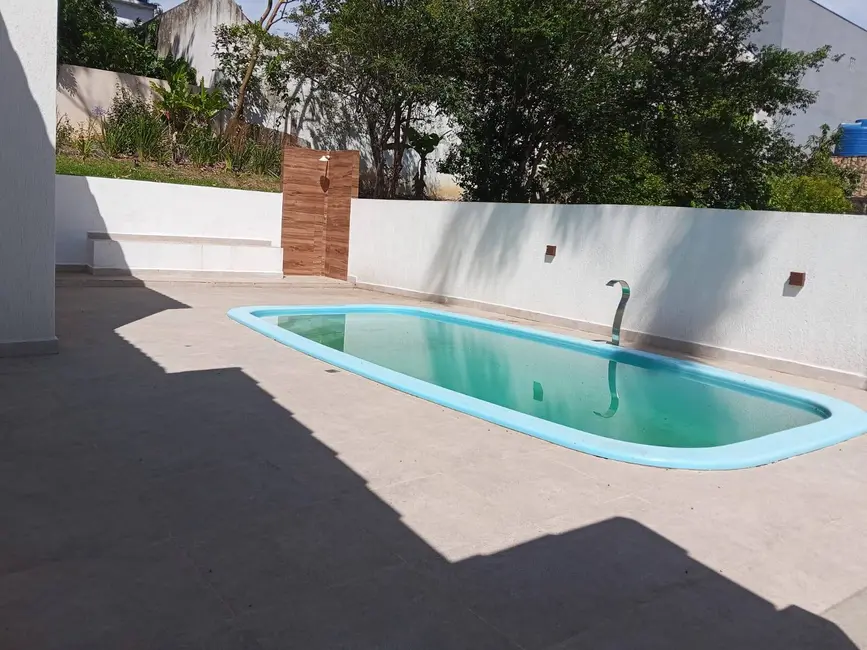 Foto 3 de Chácara com 3 quartos à venda, 120m2 em Santa Isabel - SP