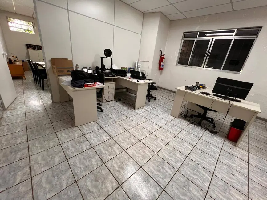 Foto 8 de Armazém / Galpão para alugar, 800m2 em Mairipora - SP