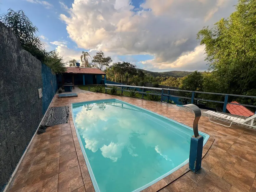 Foto 1 de Chácara com 2 quartos à venda, 120m2 em Mairipora - SP