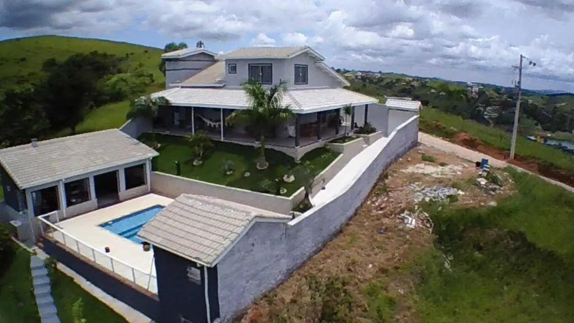 Foto 4 de Chácara com 4 quartos à venda, 300m2 em Igarata - SP