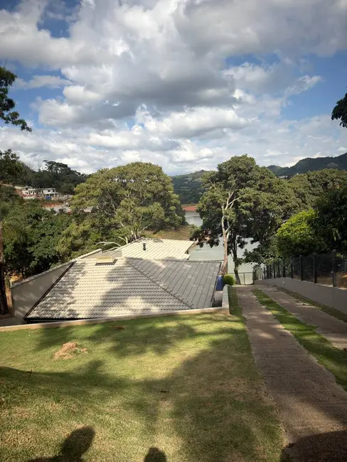 Chácara com 4 quartos à venda, 300m2 em Vargem - SP - imagem 8 Foto 8 de Chácara com 4 quartos à venda, 300m2 em Vargem - SP