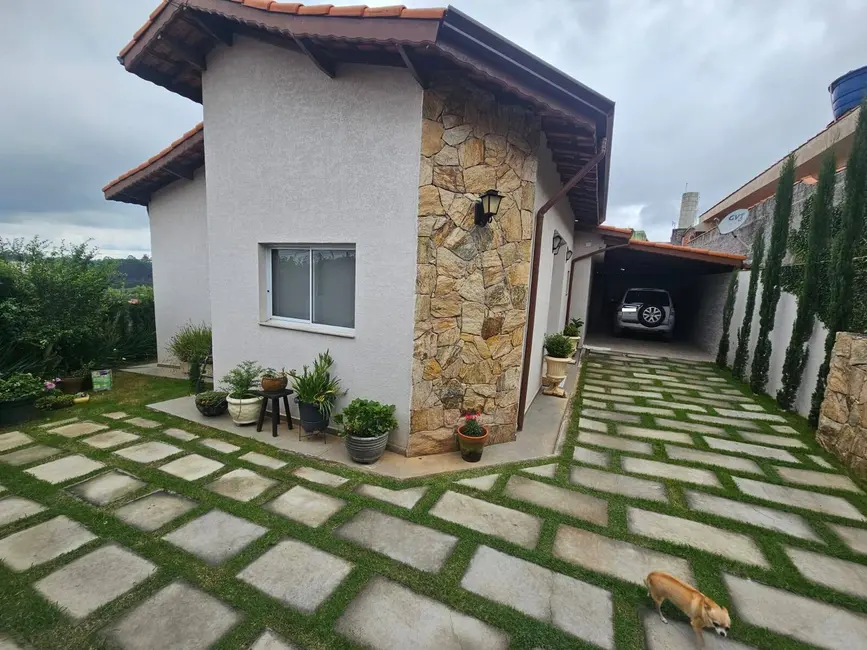 Foto 1 de Casa com 4 quartos à venda, 177m2 em Mairipora - SP