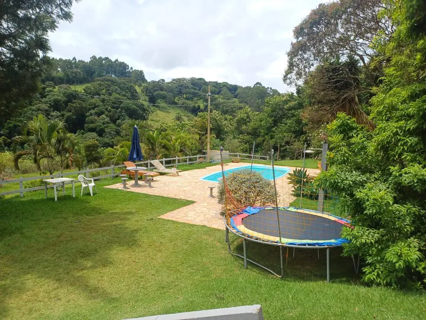 Foto 2 de Chácara com 3 quartos à venda, 250m2 em Pedra Bela - SP