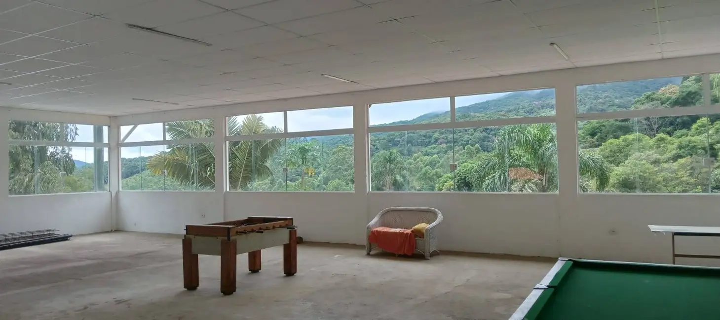 Chácara com 5 quartos à venda, 300m2 em Guarulhos - SP - imagem 8 Foto 8 de Chácara com 5 quartos à venda, 300m2 em Guarulhos - SP