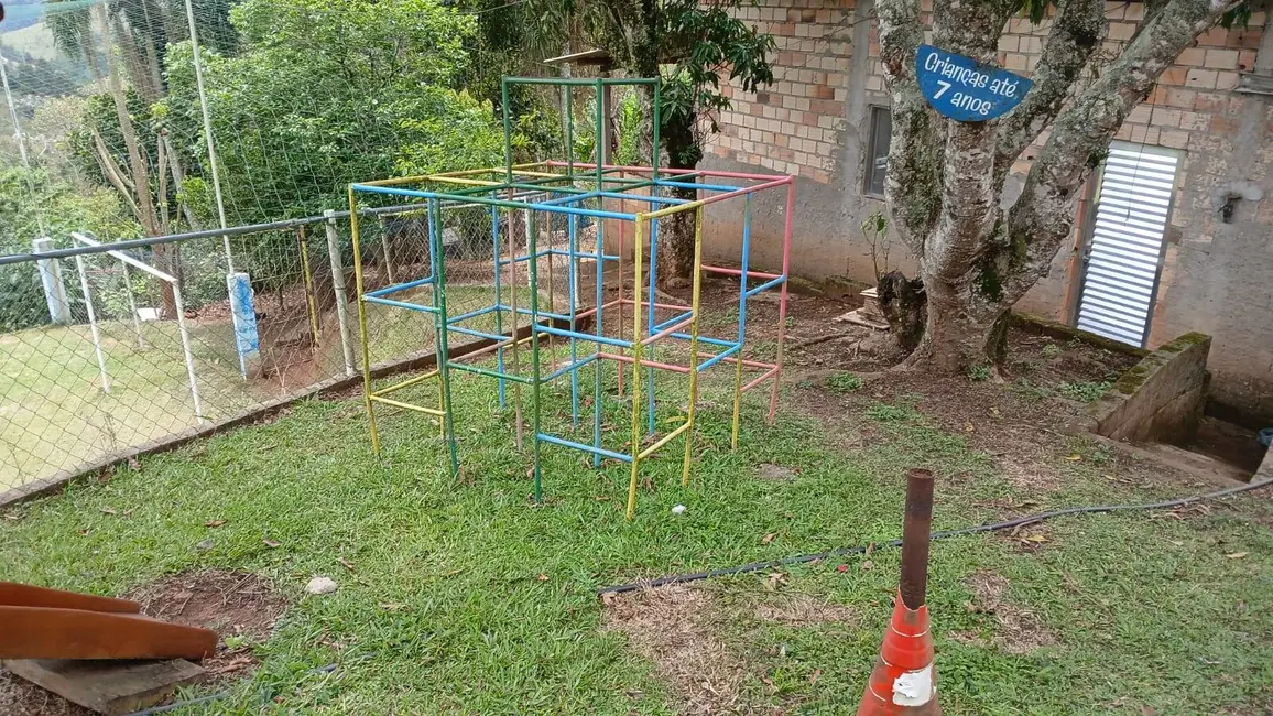 Chácara com 5 quartos à venda, 300m2 em Guarulhos - SP - imagem 9 Foto 9 de Chácara com 5 quartos à venda, 300m2 em Guarulhos - SP