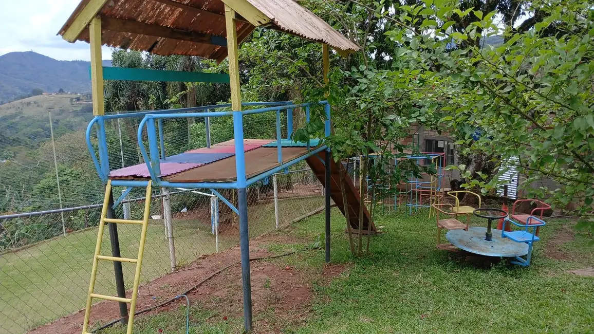 Chácara com 5 quartos à venda, 300m2 em Guarulhos - SP - imagem 7 Foto 7 de Chácara com 5 quartos à venda, 300m2 em Guarulhos - SP