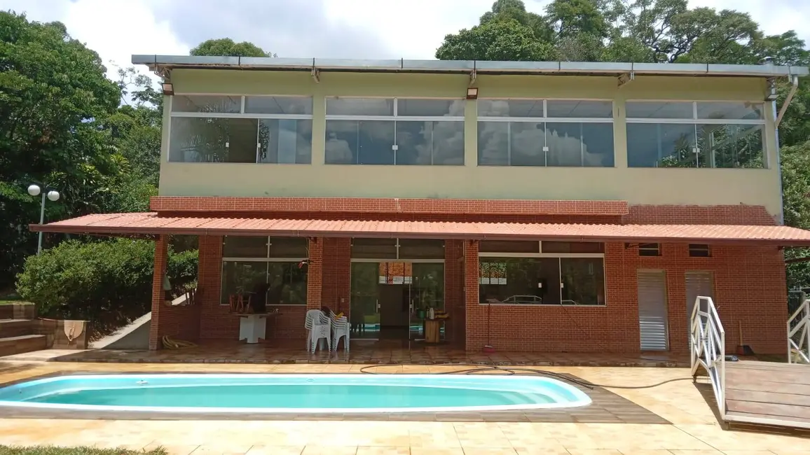 Chácara com 5 quartos à venda, 300m2 em Guarulhos - SP - imagem 2 Foto 2 de Chácara com 5 quartos à venda, 300m2 em Guarulhos - SP