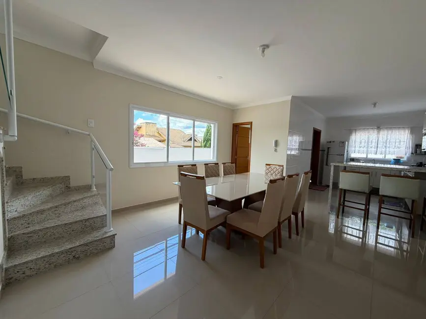 Foto 8 de Casa com 3 quartos para alugar, 115m2 em Jardim dos Pinheiros, Atibaia - SP