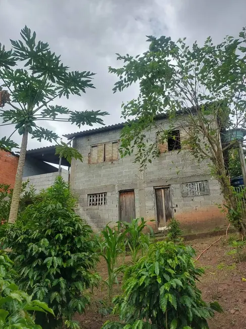 Chácara com 3 quartos à venda, 120m2 em Nazare Paulista - SP - imagem 2 Foto 2 de Chácara com 3 quartos à venda, 120m2 em Nazare Paulista - SP