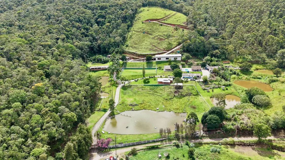 Foto 2 de Sítio / Rancho com 7 quartos à venda, 350m2 em Nazare Paulista - SP