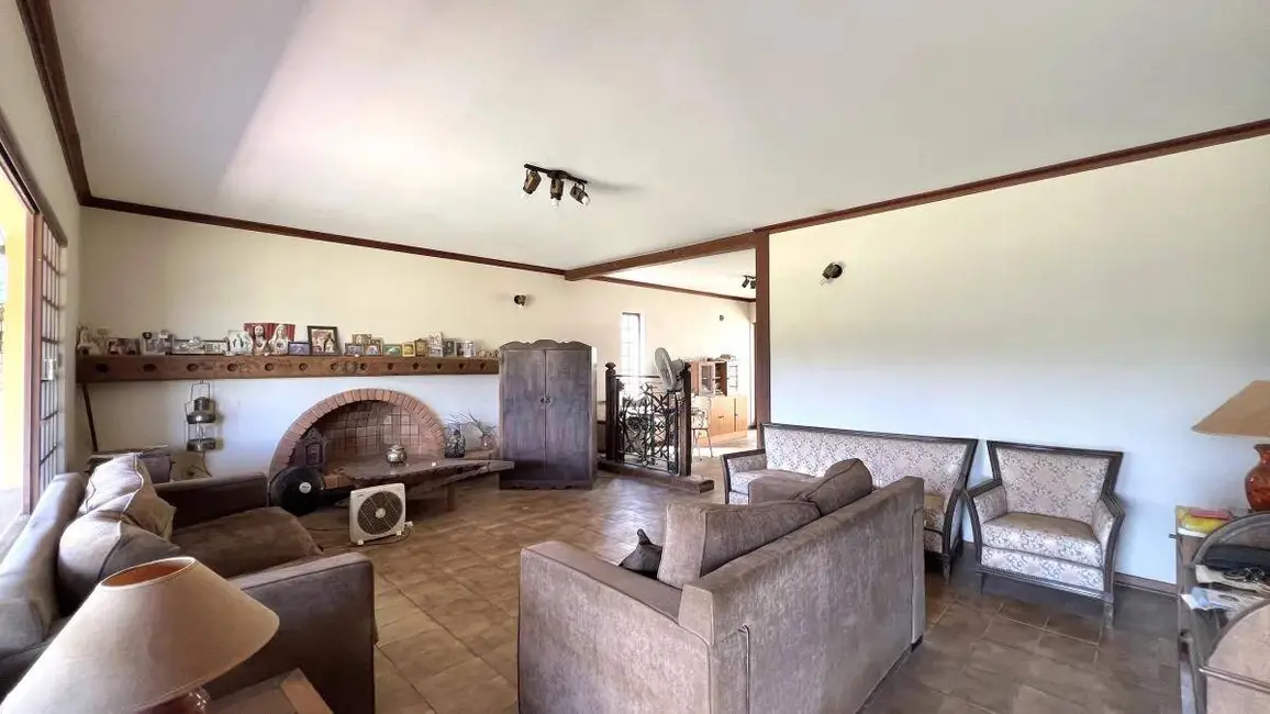 Casa com 3 quartos à venda, 610m2 em Nova Gardênia, Atibaia - SP - imagem 1 Foto 1 de Casa com 3 quartos à venda, 610m2 em Nova Gardênia, Atibaia - SP