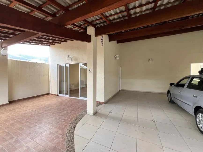 Foto 17 de Casa à venda, 500m2 em Vila Petrópolis, Atibaia - SP