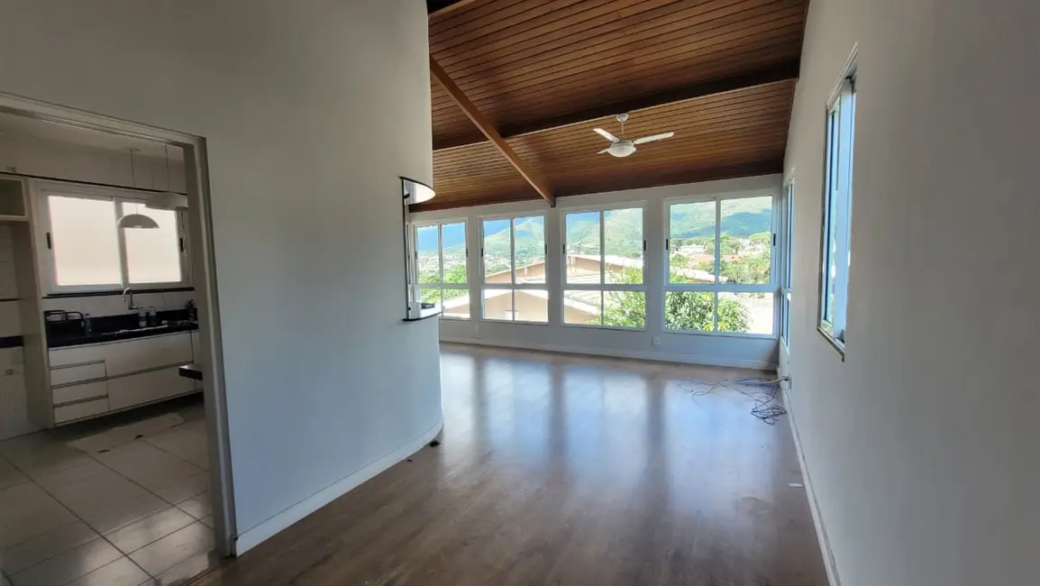 Foto 3 de Casa com 3 quartos à venda e para alugar, 162m2 em Jardim Maristela, Atibaia - SP