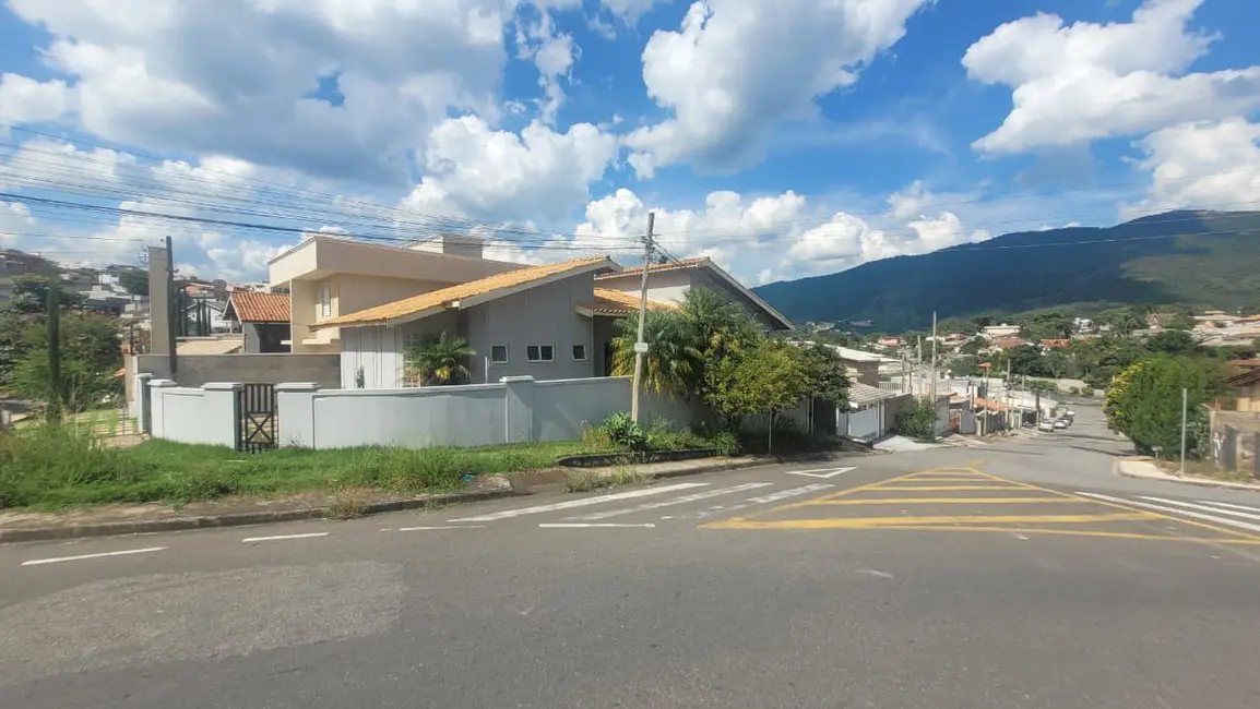 Foto 2 de Casa com 3 quartos à venda e para alugar, 162m2 em Jardim Maristela, Atibaia - SP