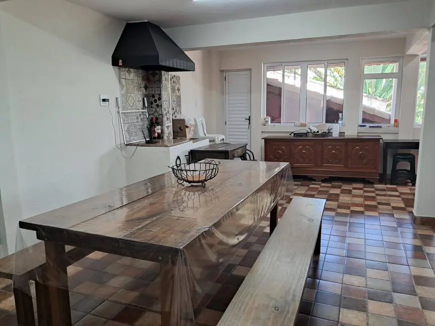 Foto 3 de Chácara com 4 quartos à venda, 200m2 em Santa Isabel - SP