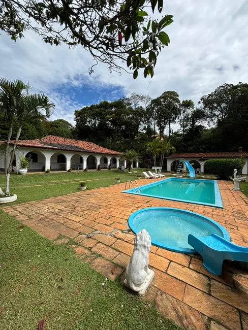 Foto 3 de Chácara com 4 quartos à venda, 400m2 em Mairipora - SP