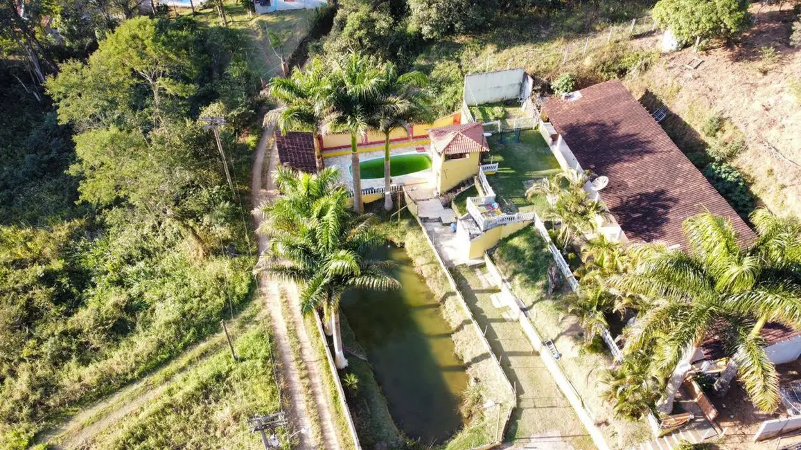 Foto 3 de Chácara com 5 quartos à venda, 2700m2 em Santa Isabel - SP