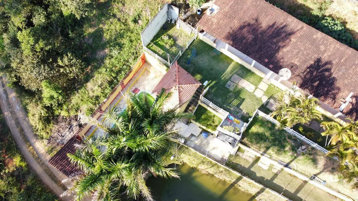 Foto 2 de Chácara com 5 quartos à venda, 2700m2 em Santa Isabel - SP