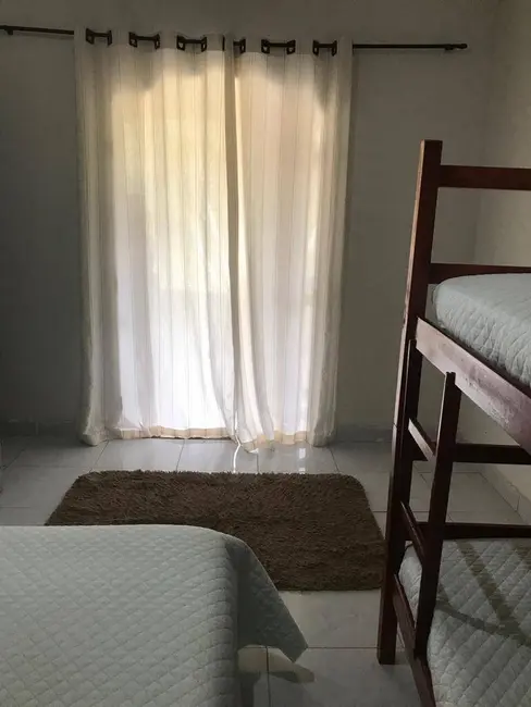 Foto 9 de Chácara com 5 quartos à venda, 2700m2 em Santa Isabel - SP