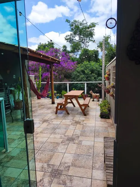 Foto 1 de Casa com 3 quartos à venda, 129m2 em Recreio Maristela, Atibaia - SP