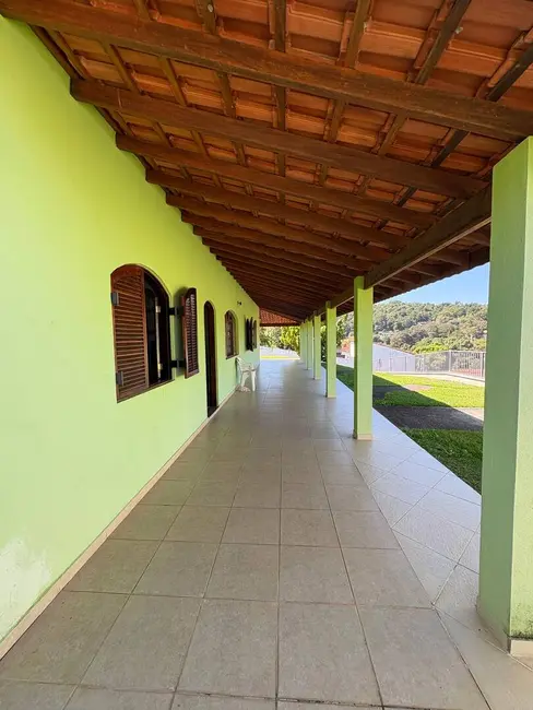 Foto 3 de Chácara com 7 quartos à venda, 500m2 em Nazare Paulista - SP