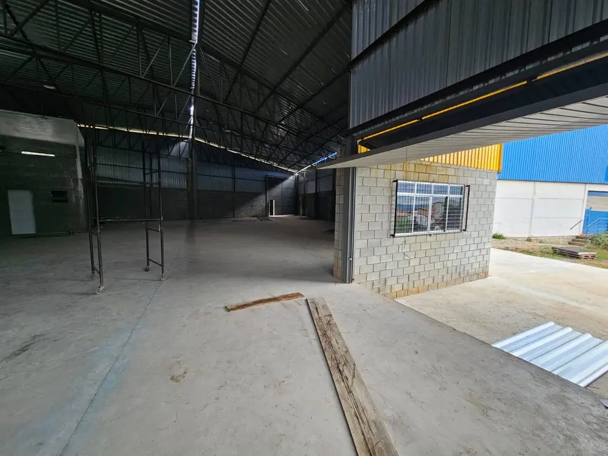 Foto 8 de Armazém / Galpão para alugar, 650m2 em Mairipora - SP